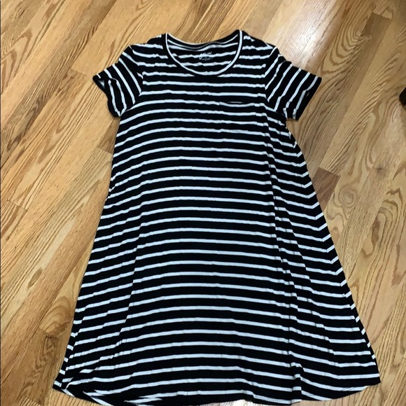 Target Dresses & Skirts - Black and white striped t shirt dress Target Dresses & Skirts - Black and white striped t shirt dress